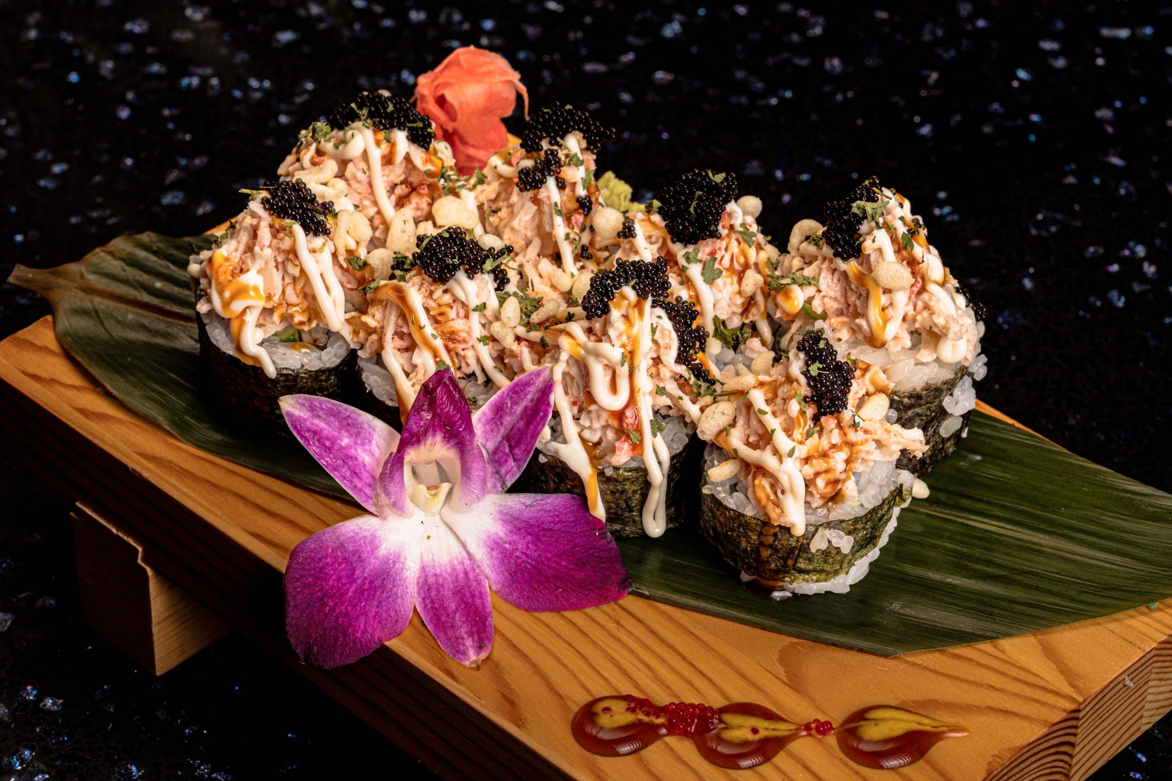 Lobster bravo roll