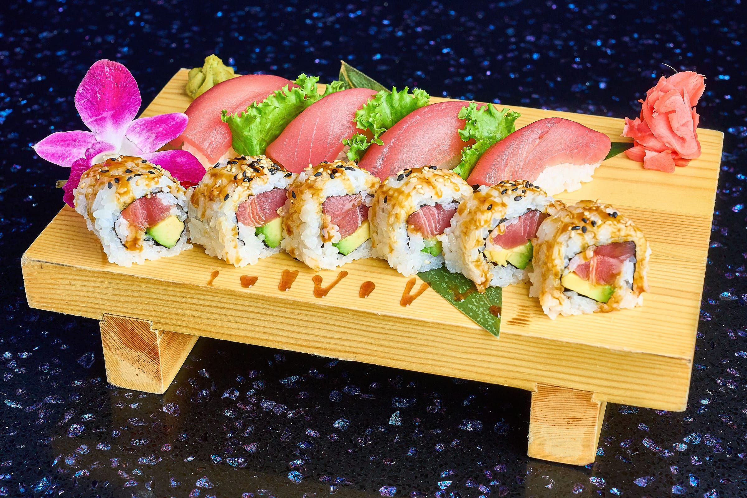 Tuna love, tuna rolls and nigiri